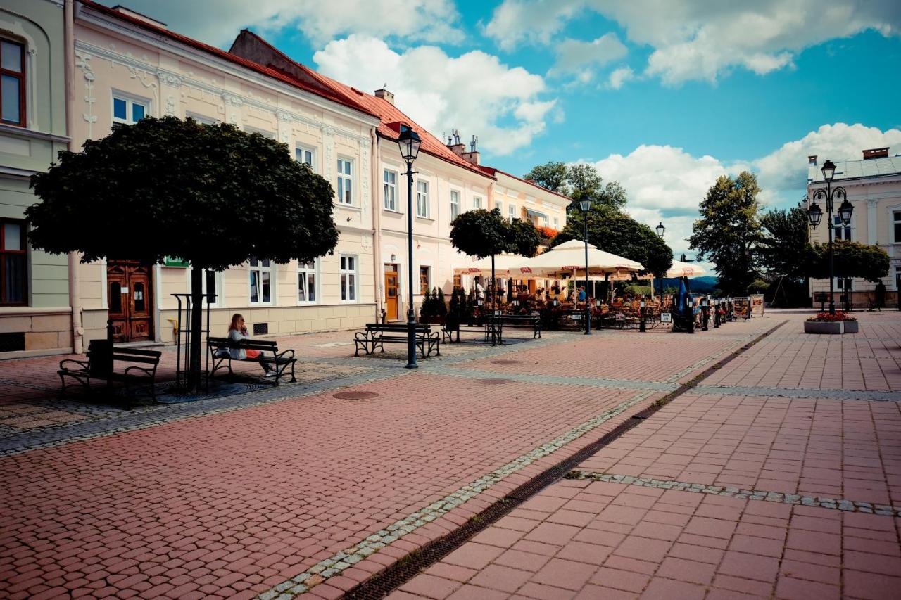 Apartament Przy Rynku Sanok Esterno foto